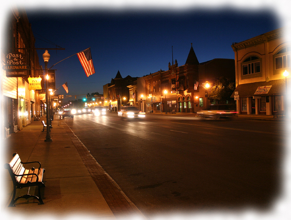 Photo of Knightstown Main Street at night